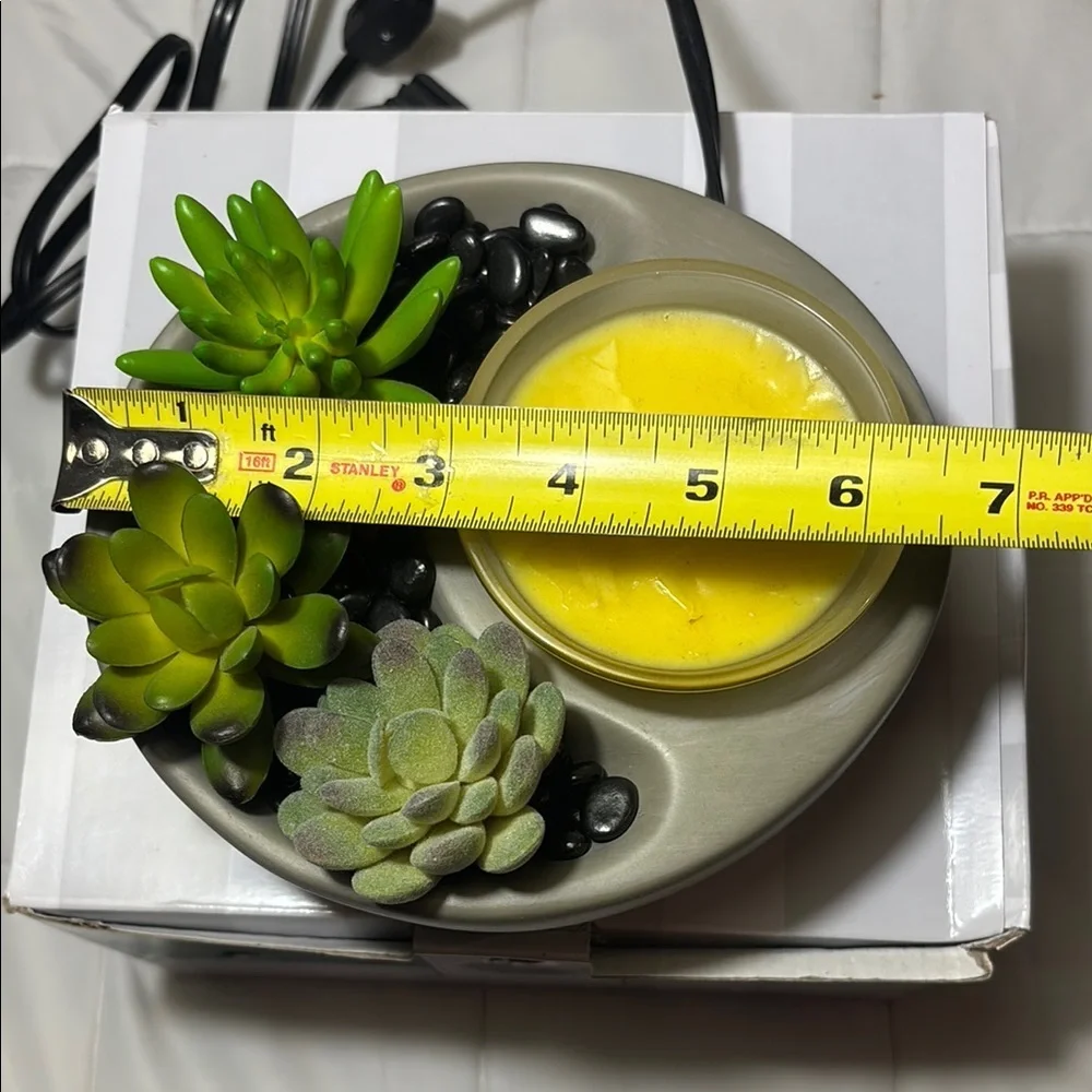Scentsy Little Garden Warmer with Faux Succulent Accents